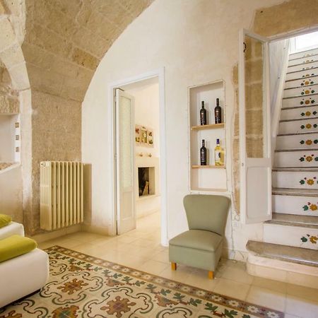 Appartement Explore The Historic City On Foot From An Old Town House à Lecce Extérieur photo