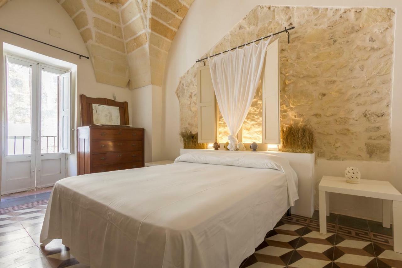 Appartement Explore The Historic City On Foot From An Old Town House à Lecce Extérieur photo