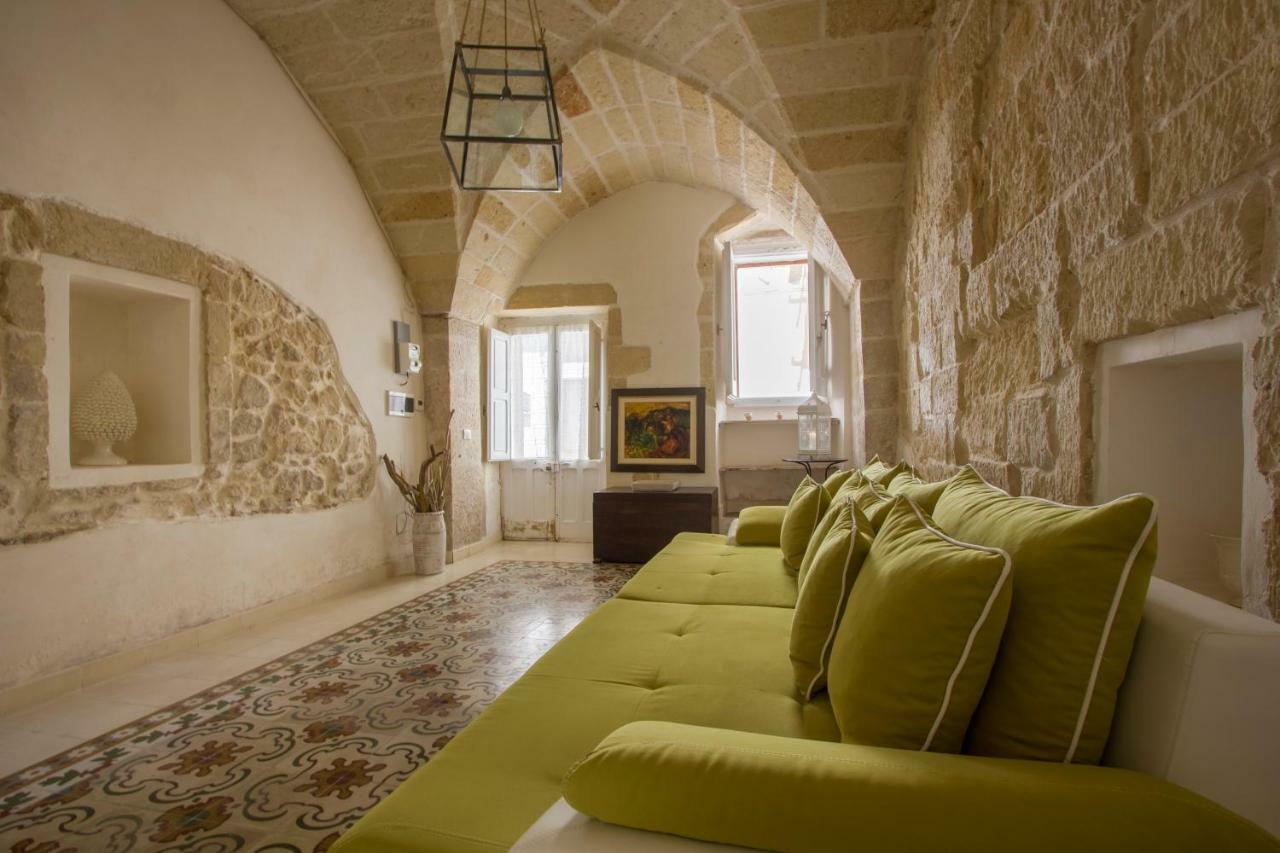 Appartement Explore The Historic City On Foot From An Old Town House à Lecce Extérieur photo