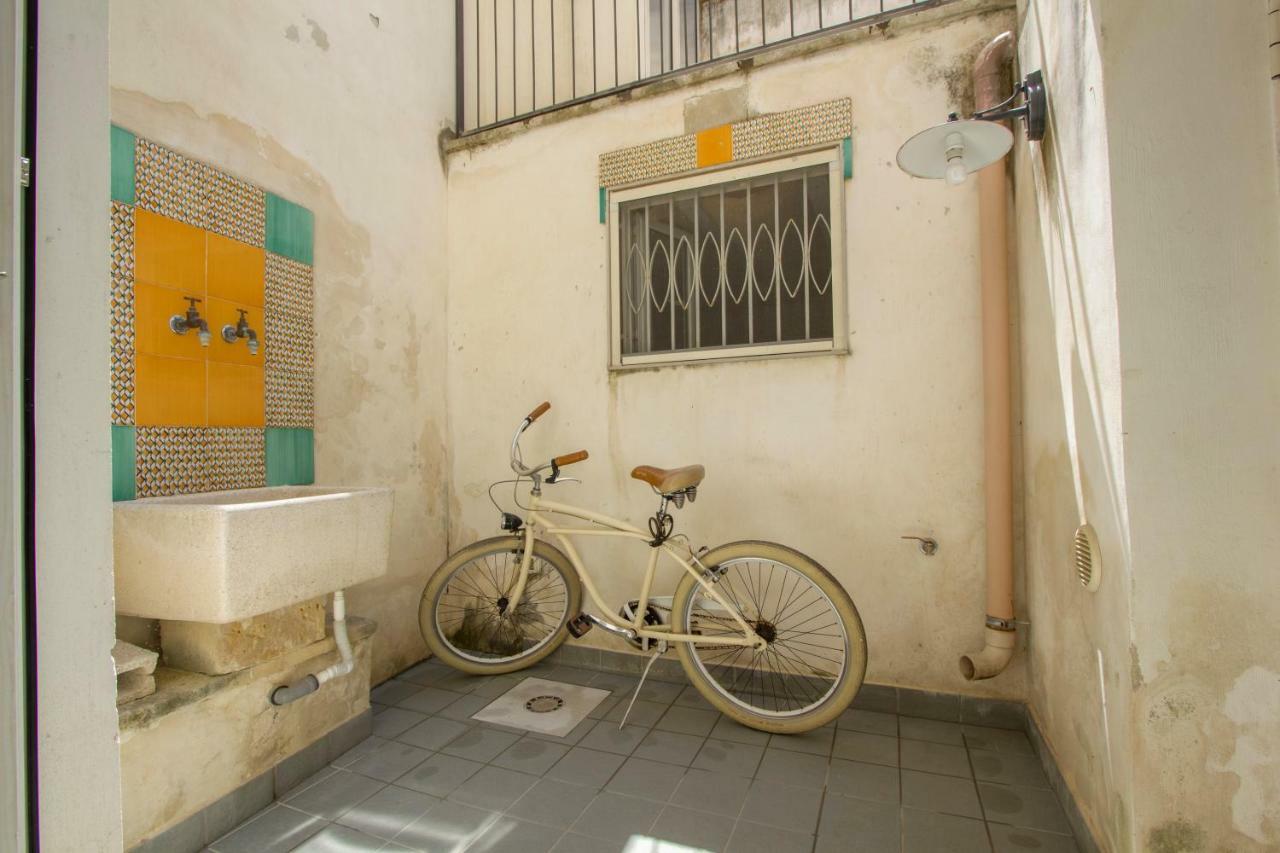 Appartement Explore The Historic City On Foot From An Old Town House à Lecce Extérieur photo