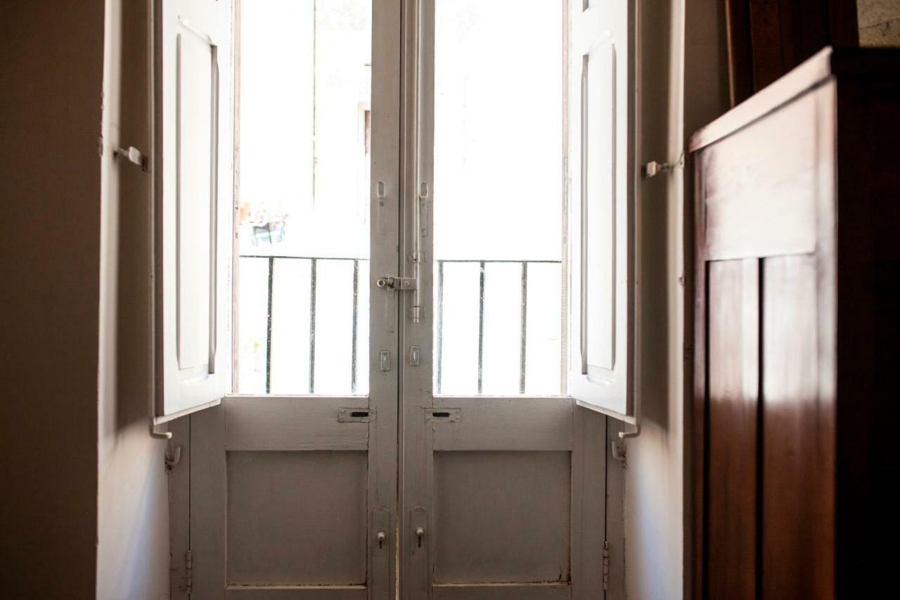 Explore The Historic City On Foot From An Old Town House Lecce Extérieur photo
