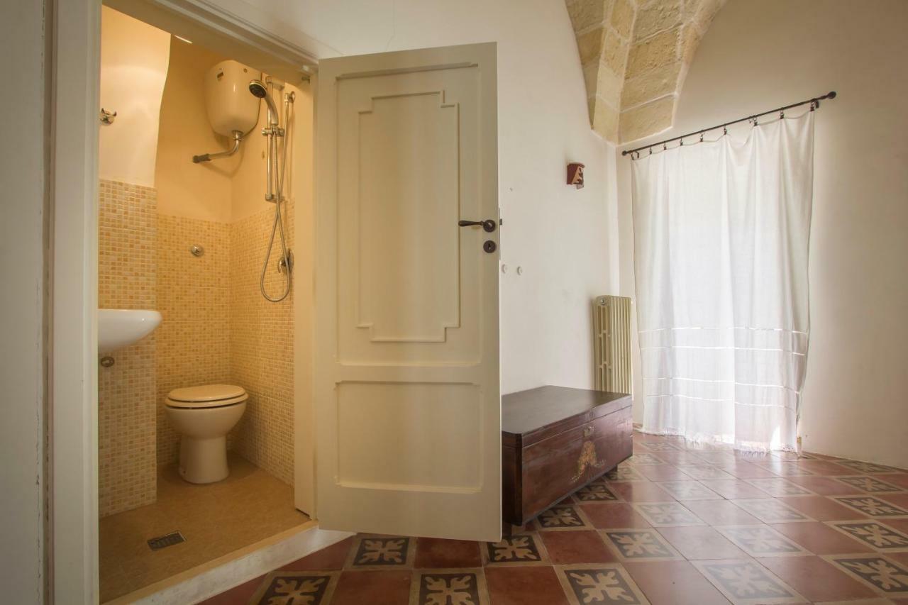 Appartement Explore The Historic City On Foot From An Old Town House à Lecce Extérieur photo